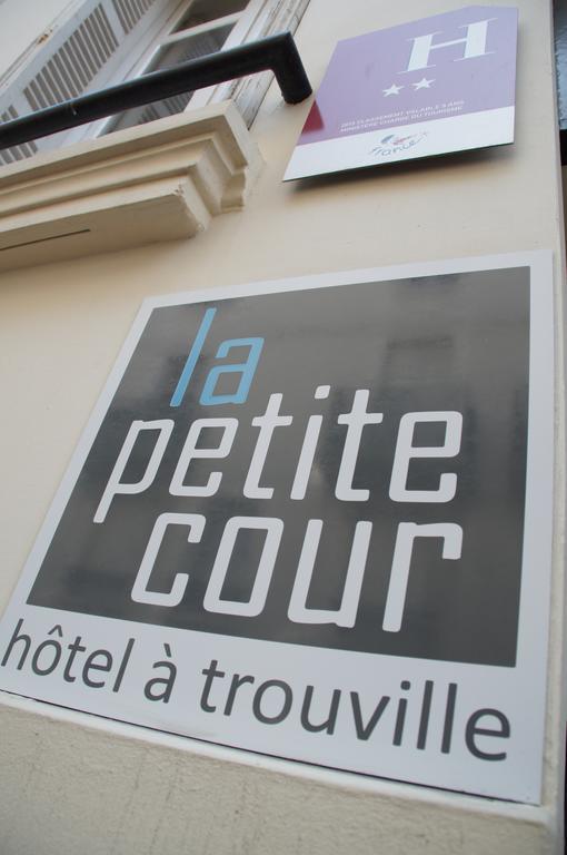 La Petite Cour Hotel Trouville-sur-Mer Exterior foto